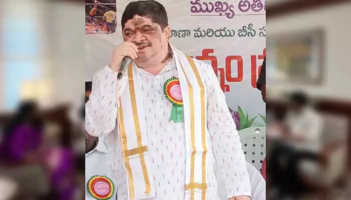 Minister Ponnam : కాంగ్రెస్ పాలనలో సర్వమతాలకు సమాదరణ : మంత్రి పొన్నం