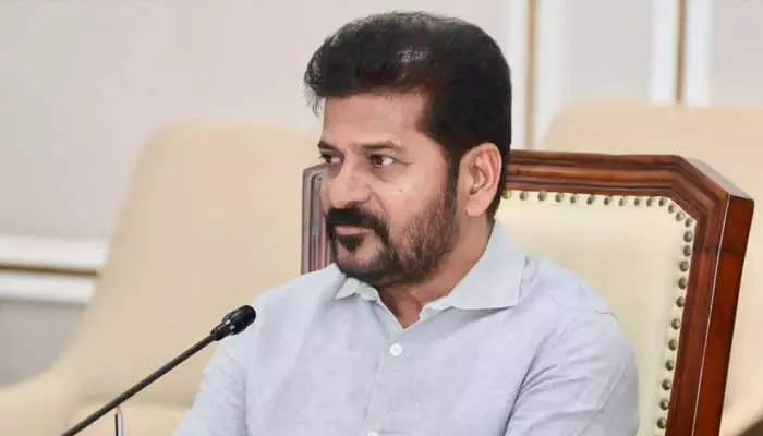 Revanth Reddy: ఢిల్లీలో మూడు రోజుల పర్యటన.. హైదరాబాద్ బయలుదేరిన సీఎం