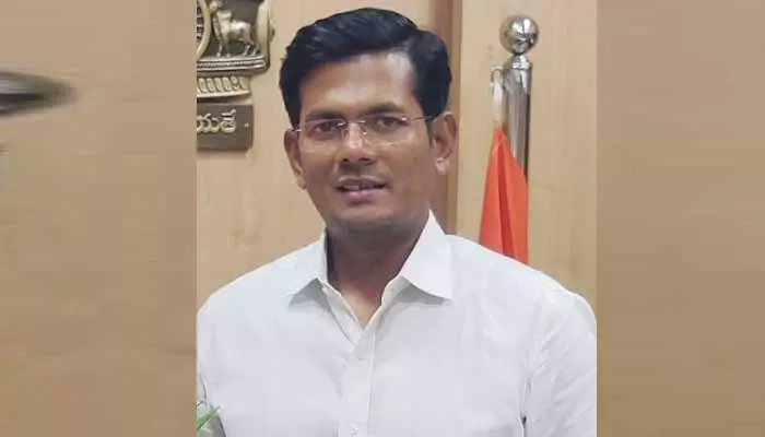 District Collector:జిల్లాలో అంగన్వాడీ పోస్టుల భర్తీకి దరఖాస్తుల ఆహ్వానం