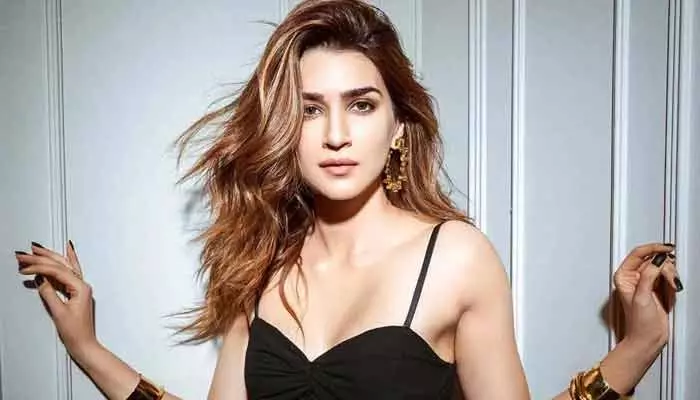 Kriti Sanon: నా చివరి పనిదినాన్ని ముగించా.. కృతి సనన్ ఎమోషనల్ పోస్ట్