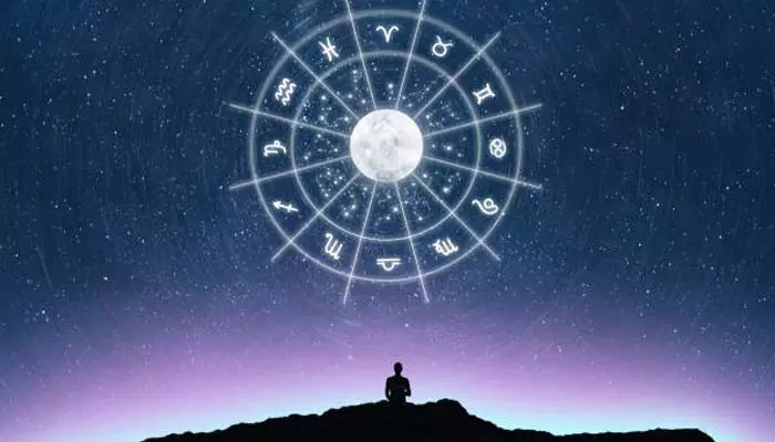 Astrology: 2025 జనవరి 1న శక్తివంతమైన యోగాలు.. ఆ రాశుల వారికీ పట్టిందల్లా బంగారమే!