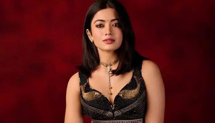 Rashmika mandanna: ‘నన్ను ఎవరైనా ఎత్తుకుంటే చాలా భయమేస్తుంది’.. రష్మిక ఇంట్రెస్టింగ్ కామెంట్స్