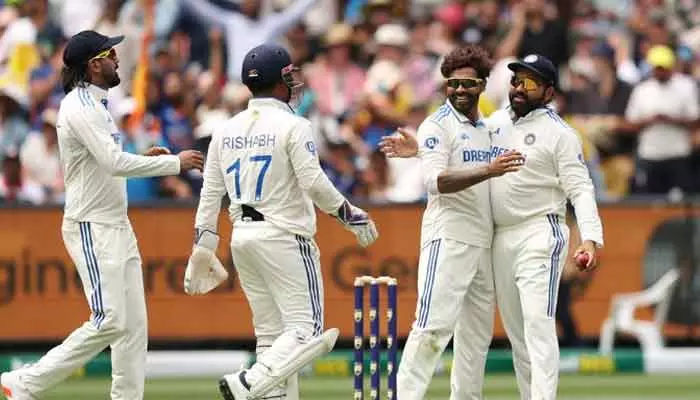 AUS vs IND, 4th Test:టాస్ గెలిచి బ్యాటింగ్ చేస్తున్న ఆస్ట్రేలియా.. హీట్ పెంచిన కోహ్లీ