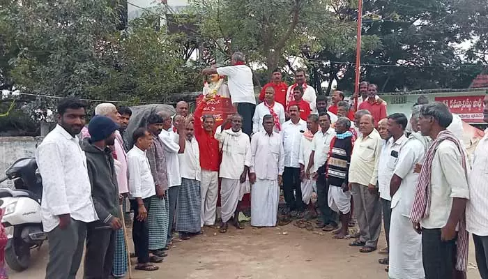 స్వతంత్ర ఉద్యమంలో కమ్యూనిస్టు పార్టీ కీలక పాత్ర..