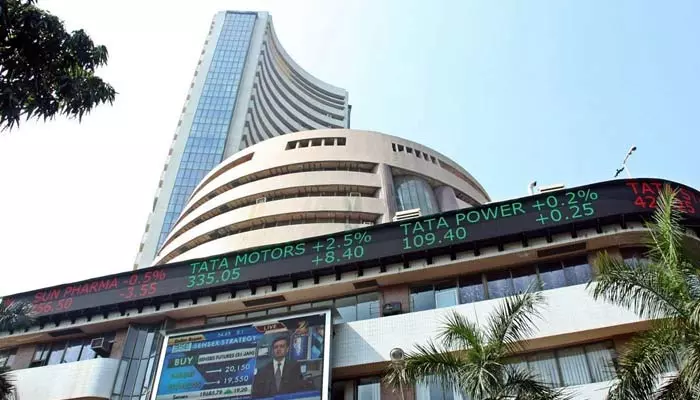 Stock Market: లాభాలతో ముగిసిన స్టాక్ మార్కెట్