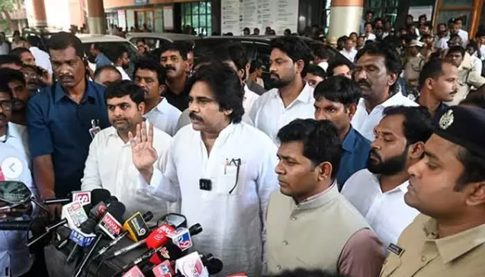 Pawan Kalyan: చాలా కార్యక్రమాలు రద్దు చేసుకుని గాలివీడుకు వచ్చా