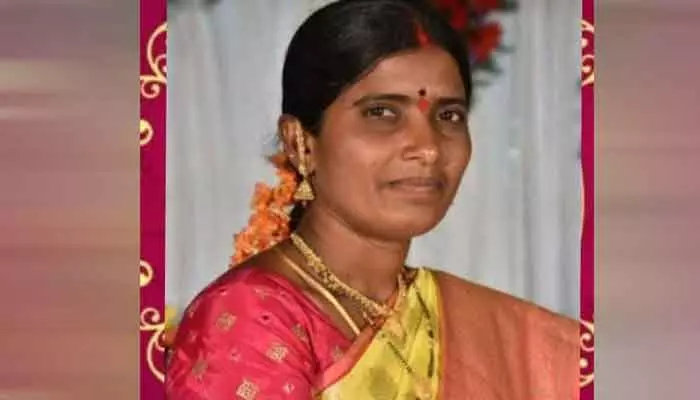 పురుగుల మందు తాగి వివాహిత మృతి