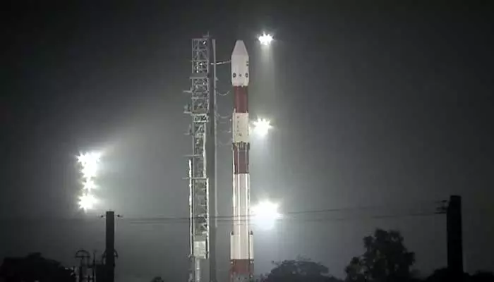 ISRO: ఇస్రో మరో అరుదైన ఘనత.. నింగిలోకి దూసుకెళ్లిన పీఎస్‌ఎల్వీ సీ-60