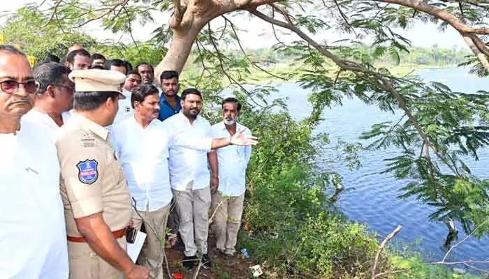 రోడ్డు ప్రమాదాల నివారణకు నిధులు మంజూరు