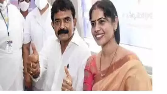 Perni Jayasudha : నేడు విచారణకు రావాలి : పేర్ని జయసుధకు మరోసారి నోటీసులు