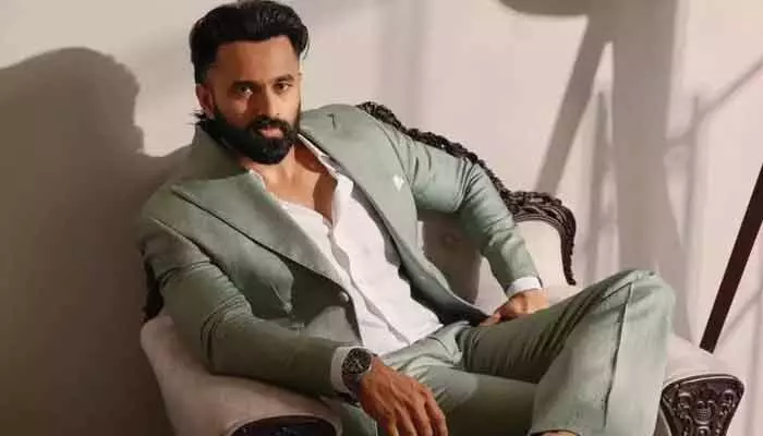 Unni Mukundan: నేను నిస్సహాయ  స్థితిలో ఉన్నాను.. దయచేసి అలా చేయకండంటూ హీరో కీలక విజ్ఞప్తి