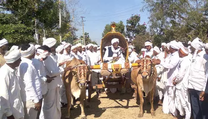 జాతర ప్రచార రథం షురూ...