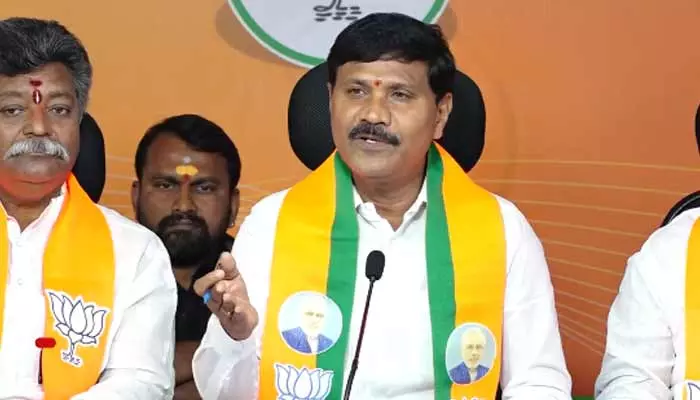 BJP: బీసీ కులగణన రిపోర్ట్ బయటపెట్టాలి.. బీజేపీ నేత కాసం వెంకటేశ్వర్లు