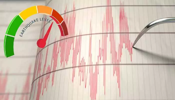 Earthquake: ఢిల్లీలో భూ ప్రకంపనలు.. తీవ్ర భయాందోళనకు గురైన జనం