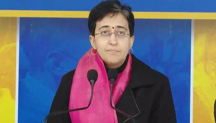 Atishi : కక్ష సాధింపుతోనే అధికారిక నివాసం కేటాయింపు రద్దు.. కేంద్రంపై ఢిల్లీ సీఎం అతిషీ ఆరోపణలు