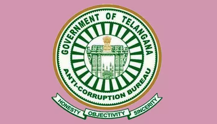 Telangana ACB: మచిలీపట్నంలో సోదాలు.. కీలక పత్రాలు స్వాధీనం