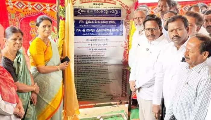 MP DK Aruna : డైట్ విద్యార్థుల ఉజ్వల భవితకు చేయూత : ఎంపీ డీకే అరుణ