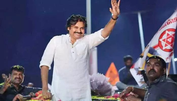 Pithapuram:పవన్ పర్యటనలో పోలీసుల ఓవరాక్షన్.. జనసేన మహిళా నేతకు గాయాలు!